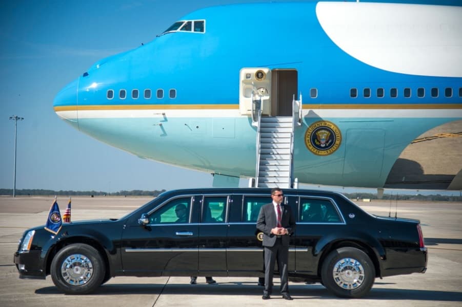 how much does air force one cost to build